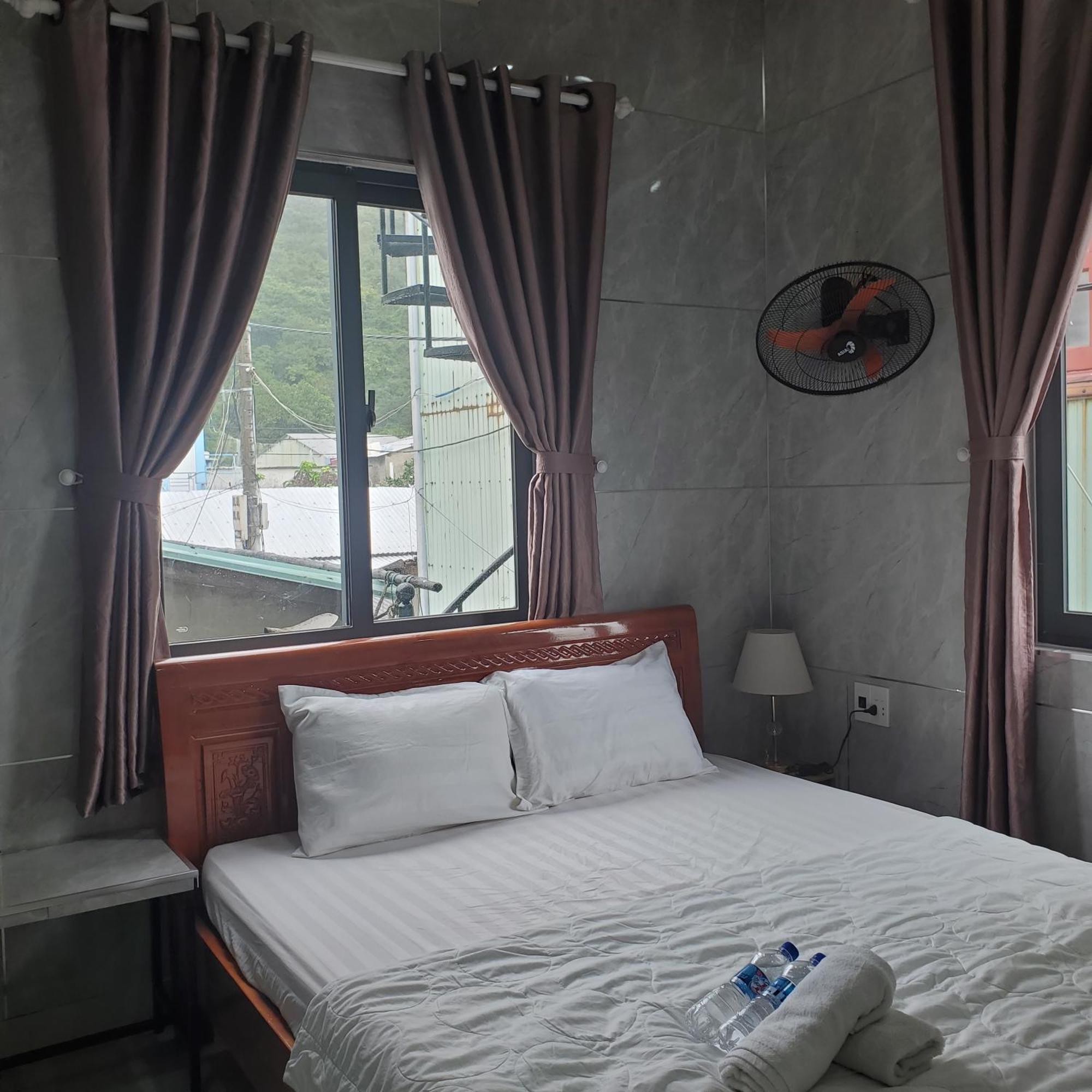 Tuan Thanh Homestay Tân Hiệ Cameră foto