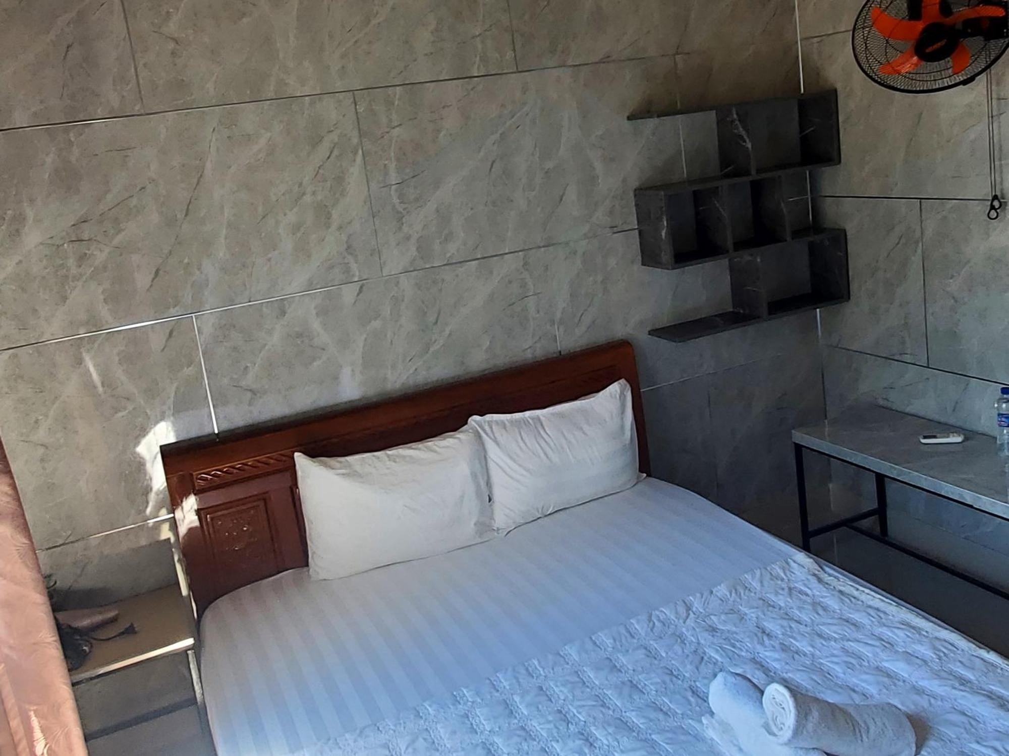 Tuan Thanh Homestay Tân Hiệ Cameră foto