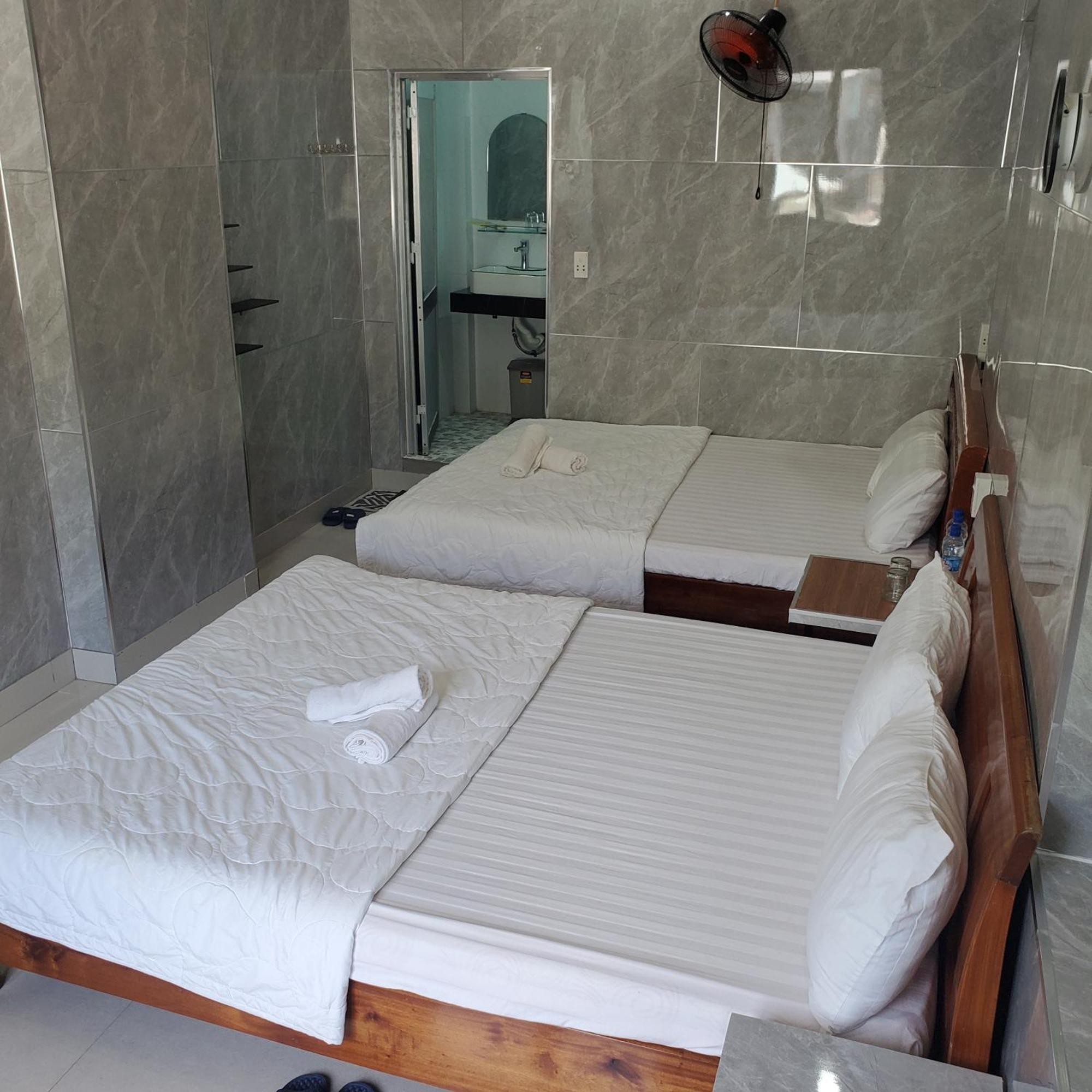 Tuan Thanh Homestay Tân Hiệ Cameră foto